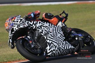 MotoGP: Le prime immagini del test di Valencia con il debutto di Marquez in Ducati