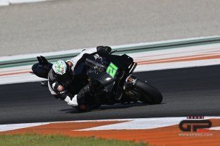 MotoGP: Le prime immagini del test di Valencia con il debutto di Marquez in Ducati