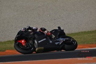 MotoGP: Le prime immagini del test di Valencia con il debutto di Marquez in Ducati