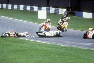 Marquez come Doohan: quando a sbagliare è un fuoriclasse