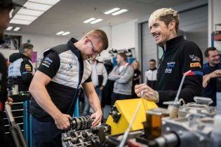 SBK: BMW apre una nuova era svelando le M 1000 RR di Razgatlioglu e van der Mark