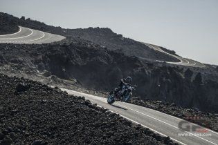 Moto - News: TEST Yamaha MT-09 2024 – Il ritorno del Cavaliere Oscuro