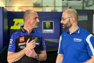 MotoGP: A Sepang Quartararo e Rins svelano la livrea Yamaha 2024