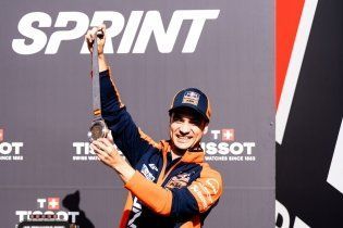 MotoGP: KTM celebra il podio di Pedrosa nella sprint nel paddock, ecco le immagini