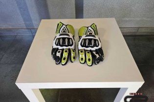 MotoGP: Tuta, moto e auto: Capirossi mette all'asta la sua collezione per beneficenza