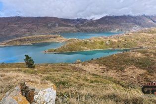 Playtime - Viaggi: Sul Moncenisio con la Honda Africa Twin per assaporare i colori dell'autunno