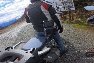 Playtime - Viaggi: Sul Moncenisio con la Honda Africa Twin per assaporare i colori dell'autunno