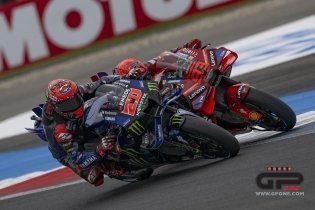 : Marc Marquez 'asphalts' a championship in which, more than his talent, everyone is talking about other things