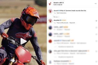 MotoGP: ¡Marc Márquez vuela con la Ducati Desmo450 MX!