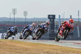 MotoAmerica: Texas Thriller per Herrin su Beaubier e Fong al COTA
