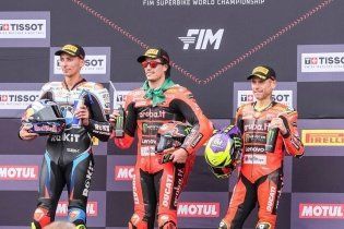 SBK: Bulega: "Bagnaia me escribió: ¡me dijo dónde escaparme para vencer a Toprak!"
