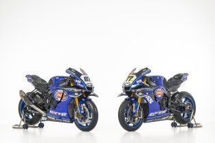 SBK: Yamaha si presenta: ecco le R1 di Jonathan Rea e Andrea Locatelli