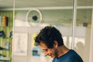 MotoGP: Valentino Rossi fa 46 e Dainese lo celebra con un kit in edizione limitata