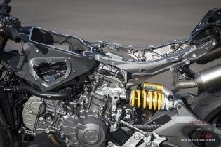 Moto - Test: Prova Ducati Streetfighter V2s 2025: parola d’ordine leggerezza