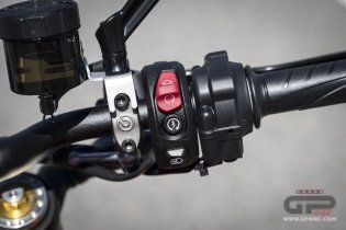 Moto - Test: Prova Ducati Streetfighter V2s 2025: parola d’ordine leggerezza