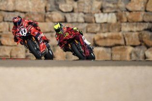 SBK: No sólo Bulega, Bautista también prueba la nueva Ducati V4 en Aragón