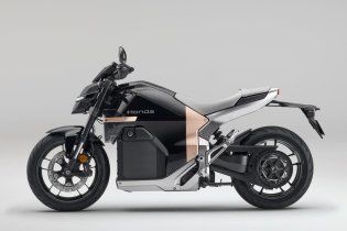 Moto - News: Honda WN7: ecco la prima moto elettrica della Casa dell’Ala
