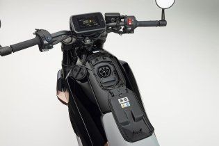 Moto - News: Honda WN7: ecco la prima moto elettrica della Casa dell’Ala
