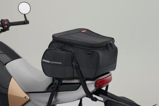 Moto - News: Honda WN7: ecco la prima moto elettrica della Casa dell’Ala