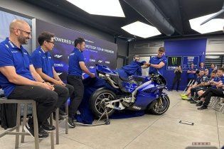 MotoGP: Yamaha unveils M1 V4 in Misano paddock: here are the first images