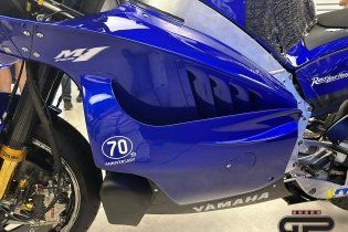 MotoGP: Yamaha unveils the M1 V4 in the Misano paddock: here are the first images