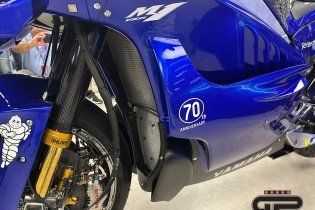 MotoGP: Yamaha unveils the M1 V4 in the Misano paddock: here are the first images