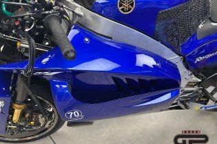 MotoGP: Yamaha unveils the M1 V4 in the Misano paddock: here are the first images