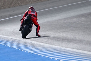 SBK: Jerez: ecco le foto del debutto di Nicolò Bulega sulla Ducati MotoGP!