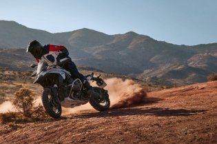 Moto - News: BMW Motorrad: gli aggiornamenti ai modelli per l’anno 2026