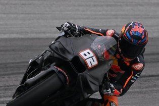 MotoGP: No solo 1000: Mika Kallio prueba la KTM 850 en el Shakedown de Sepang