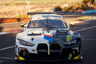 Auto - News: The Bathurst 12 Hours awaits Valentino Rossi: first photos and the schedule
