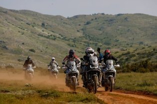 Honda Adventure Roads: serial dokumenter petualangan di platform streaming terkemuka