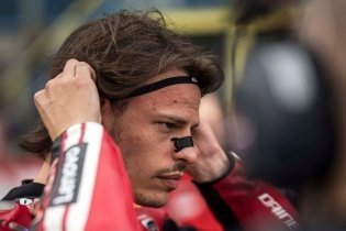 Bulega: “Ir a MotoGP no depende solo de la decisión de Di Giannantonio”