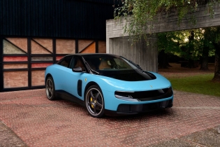 Ferrari Luce: la full electric della Casa di Maranello