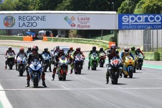 Griglie piene e moto potenti, è per questo che si muore ancora in Coppa Italia?