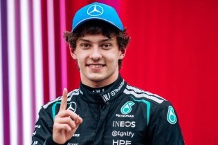 Antonelli trionfa anche in Canada: poker davanti ad Hamilton e Verstappen
