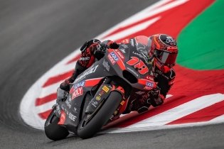 Gonzalez batte Vietti nel finale e trionfa a Barcellona, chiude il podio Guevara