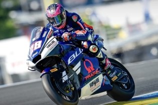 Guevara centra a Le Mans la prima pole in Moto2. 2° Holgado