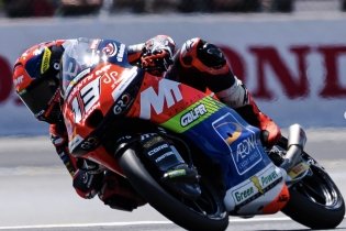 Hakim Danish vola nelle FP1 a Barcellona davanti a Fernandez 2° e Carpe 3°