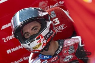 Bagnaia: “Márquez está gestionando energías, en carrera estará en la batalla”
