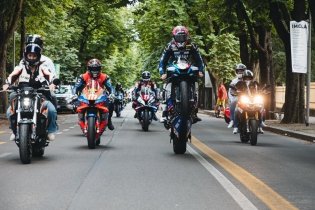 Motore e cuore, il CIV accende Imola con una parata nel centro città