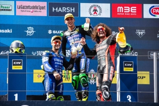 Imola: Mantovani fa festa in Supersport, Bianchi domina in Sportbike