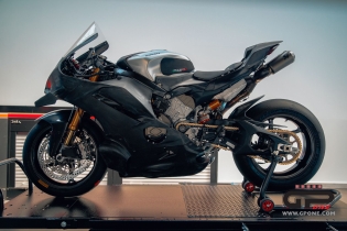 Barni Spark Racing Team e Mectronik: nuovo kit elettronico per Ducati Panigale V4 di 