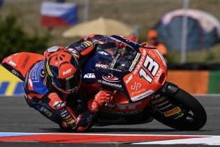 Hakim Danish trionfa a Brno e riporta la Malesia sul gradino più alto del podio