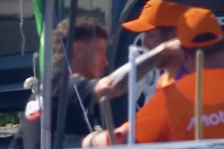 VIDEO - Bezzecchi's tears and his hug with the marshal