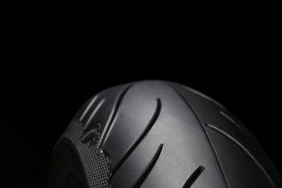 Moto - News: Avon Tyres: la fascia bianca per le Cobra Chrome