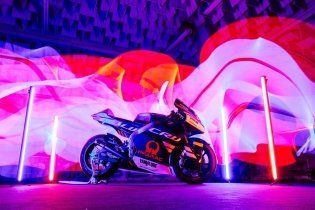 Moto2: Blu Cru Pramac Yamaha desvela los colores 2026 de Guevara y Fernández