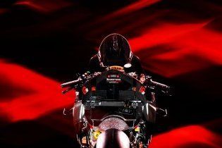 SBK: Bautista e Montella tolgono il velo: ecco le nuove Ducati V4 del team Barni
