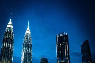 MotoGP: La MotoGP invade Kuala Lumpur: show in strada e 20.00 fan sotto le Torri Petronas