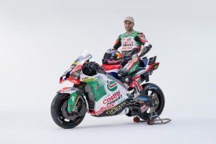 MotoGP: Svelate le nuove Honda LCR, ecco le moto di Zarco e Moreira